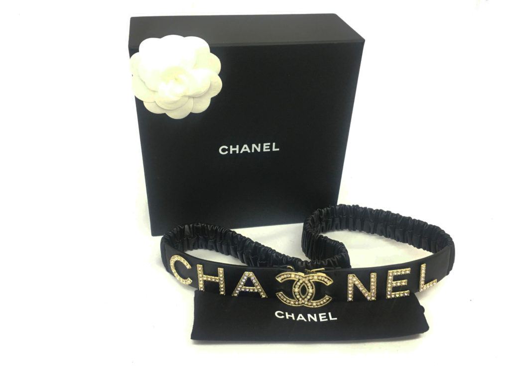 CHANEL ラインストーン ロゴベルト