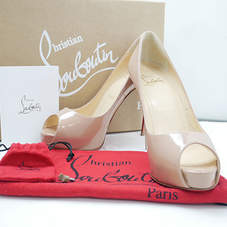 Christian Louboutin パンプス ベージュ