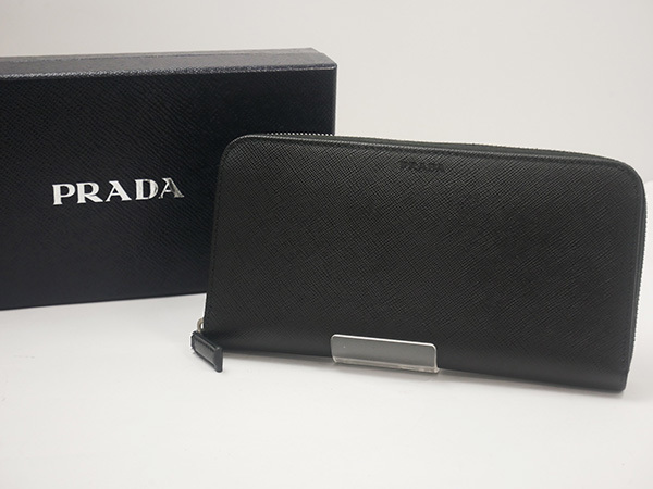 PRADA サフィアーノ レザー 長財布